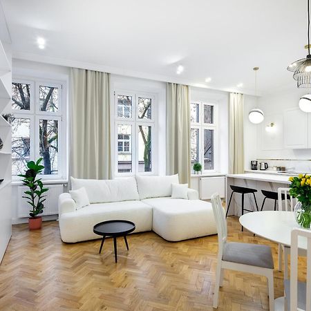 Tyzenhauz Apartments Krowoderska Street Krakow Bagian luar foto