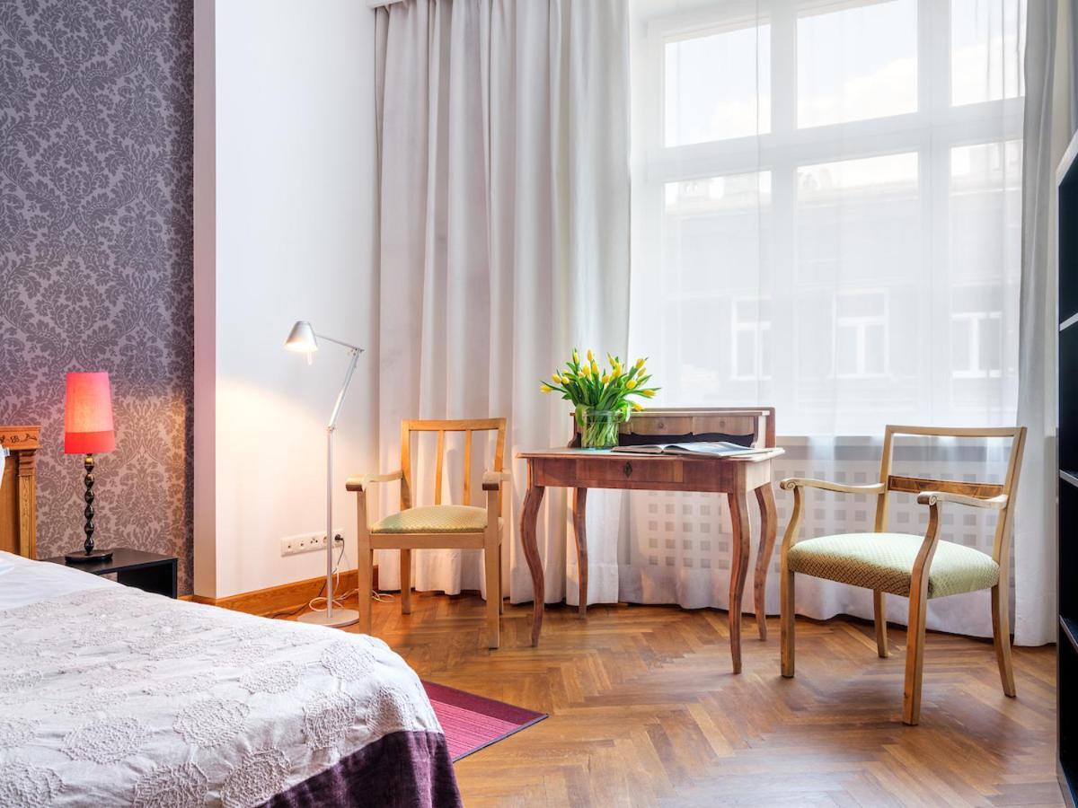 Tyzenhauz Apartments Krowoderska Street Krakow Bagian luar foto