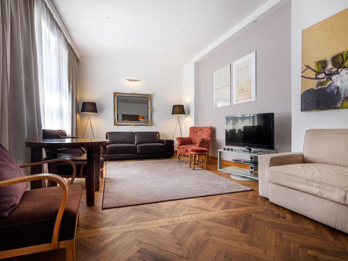 Tyzenhauz Apartments Krowoderska Street Krakow Bagian luar foto