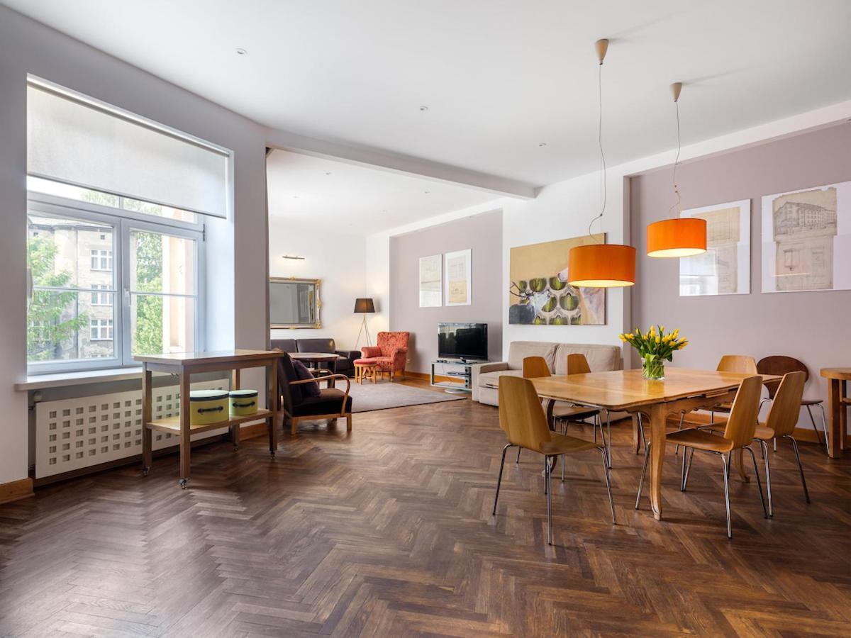 Tyzenhauz Apartments Krowoderska Street Krakow Bagian luar foto