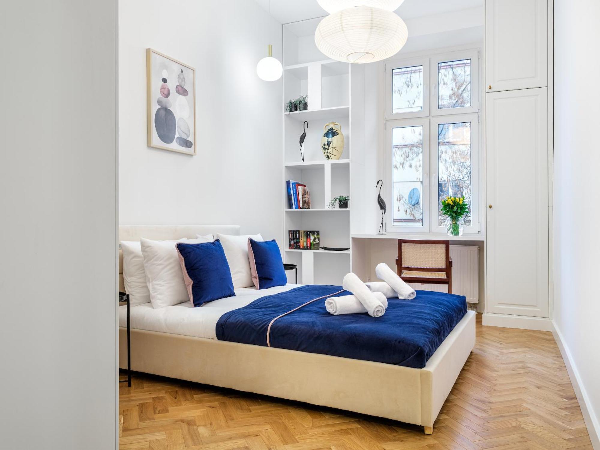 Tyzenhauz Apartments Krowoderska Street Krakow Bagian luar foto