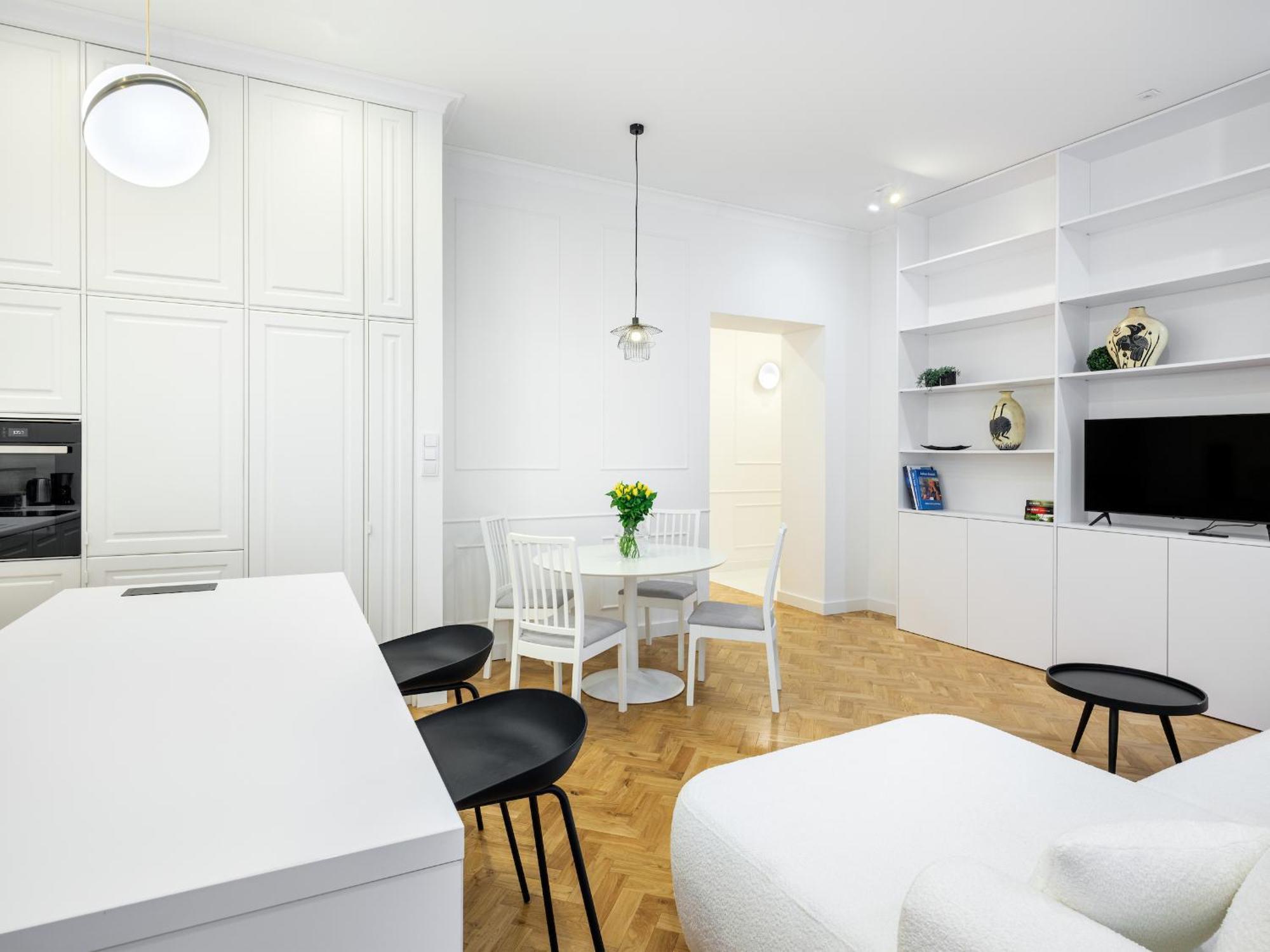 Tyzenhauz Apartments Krowoderska Street Krakow Bagian luar foto
